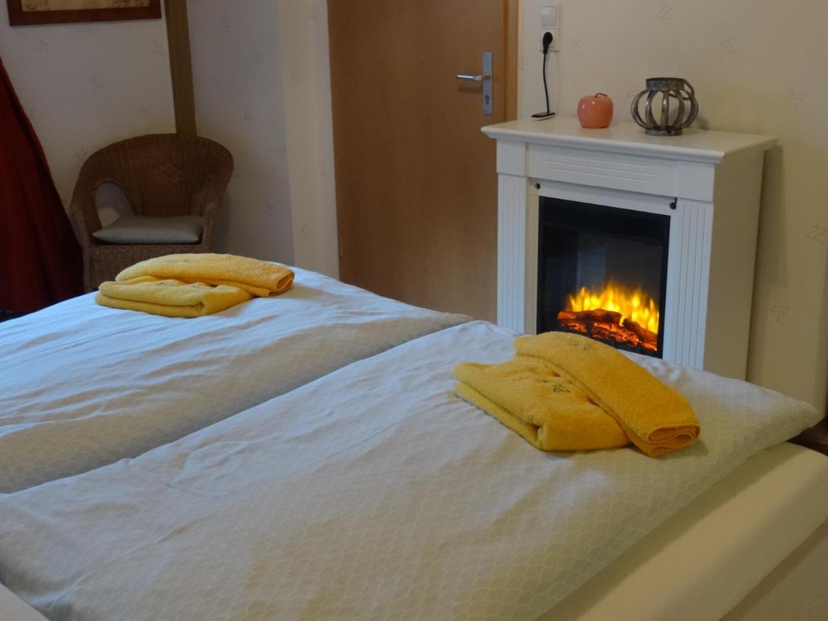 Pension & Gaestehaus Paffrath Grossbrembach 外观 照片