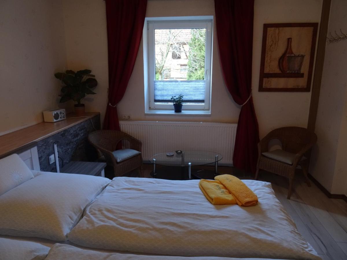 Pension & Gaestehaus Paffrath Grossbrembach 外观 照片